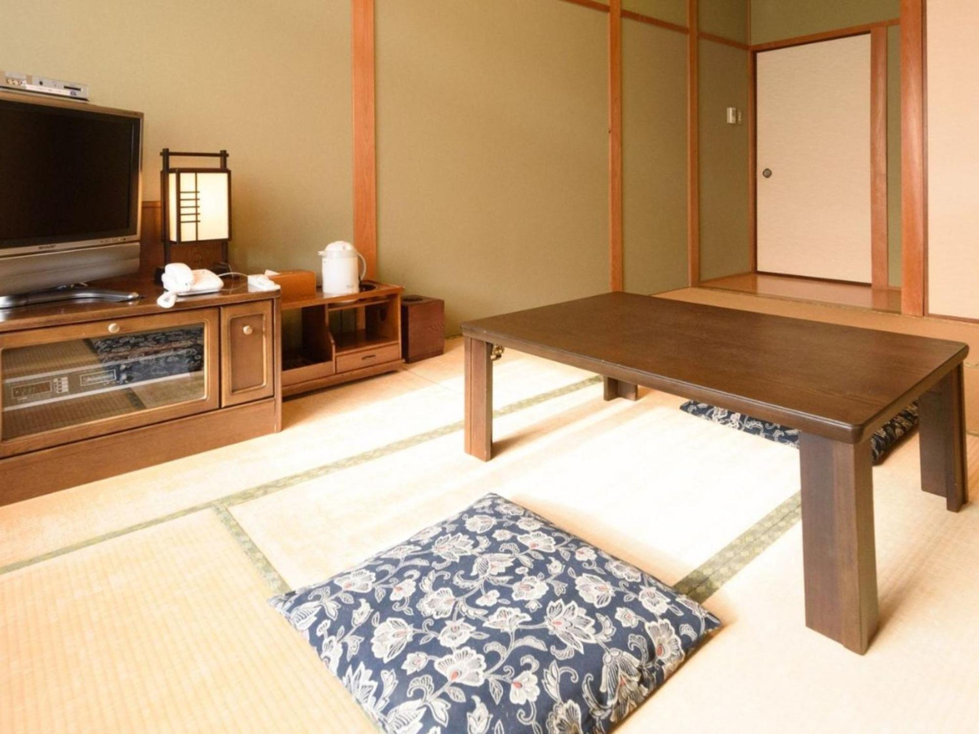 קומאנו Business Hotel Kawakami מראה חיצוני תמונה