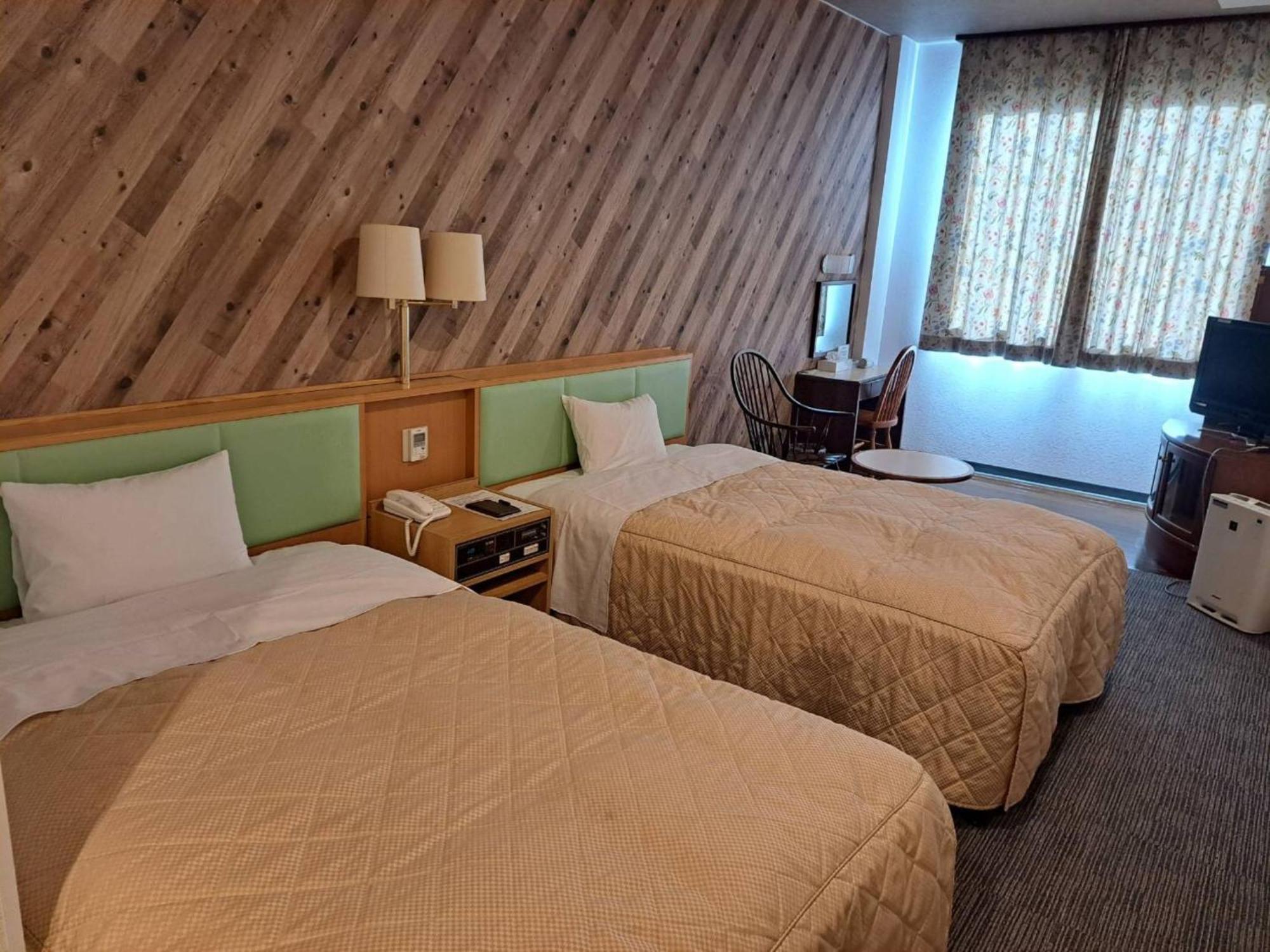 קומאנו Business Hotel Kawakami מראה חיצוני תמונה
