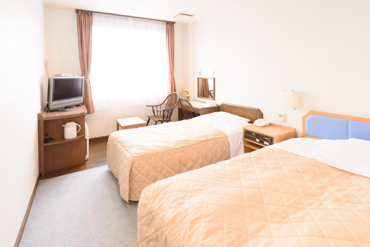 קומאנו Business Hotel Kawakami מראה חיצוני תמונה
