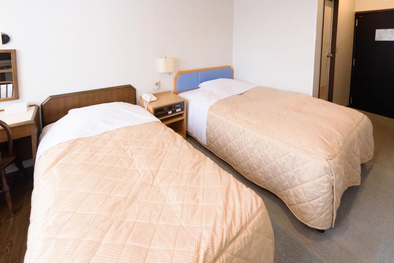 קומאנו Business Hotel Kawakami מראה חיצוני תמונה